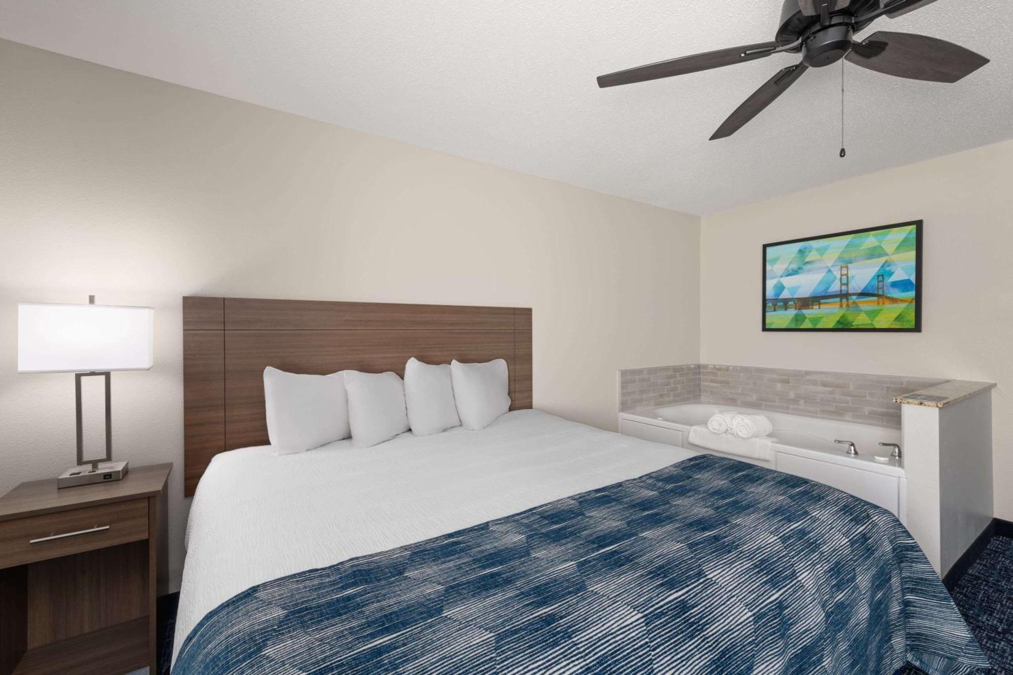 Baymont By Wyndham Mt. Pleasant Hotel Mount Pleasant Buitenkant foto