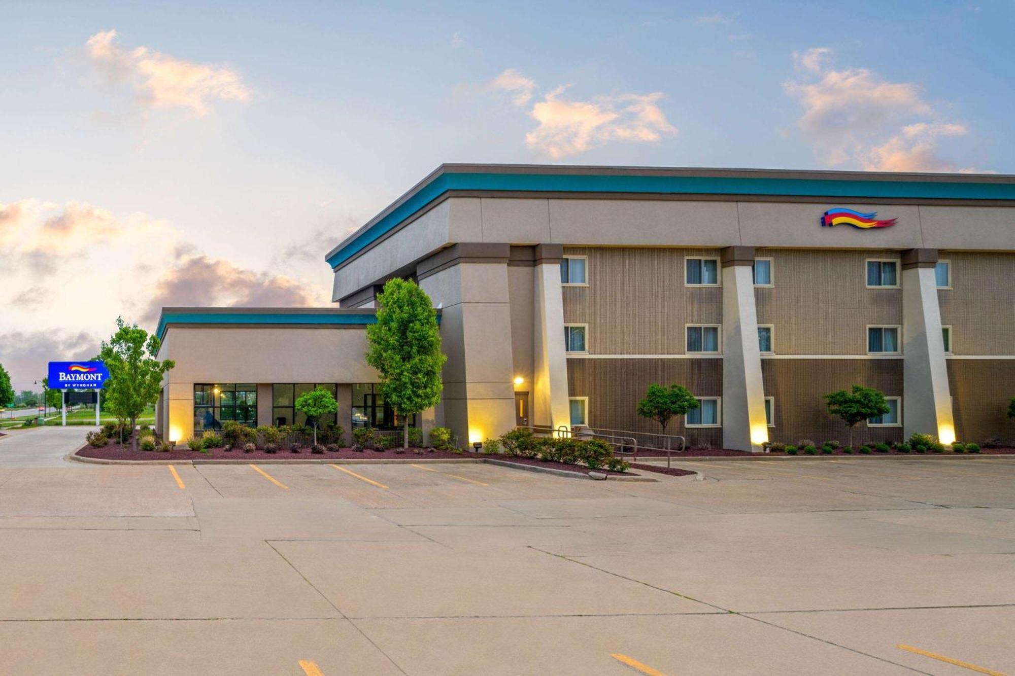 Baymont By Wyndham Mt. Pleasant Hotel Mount Pleasant Buitenkant foto