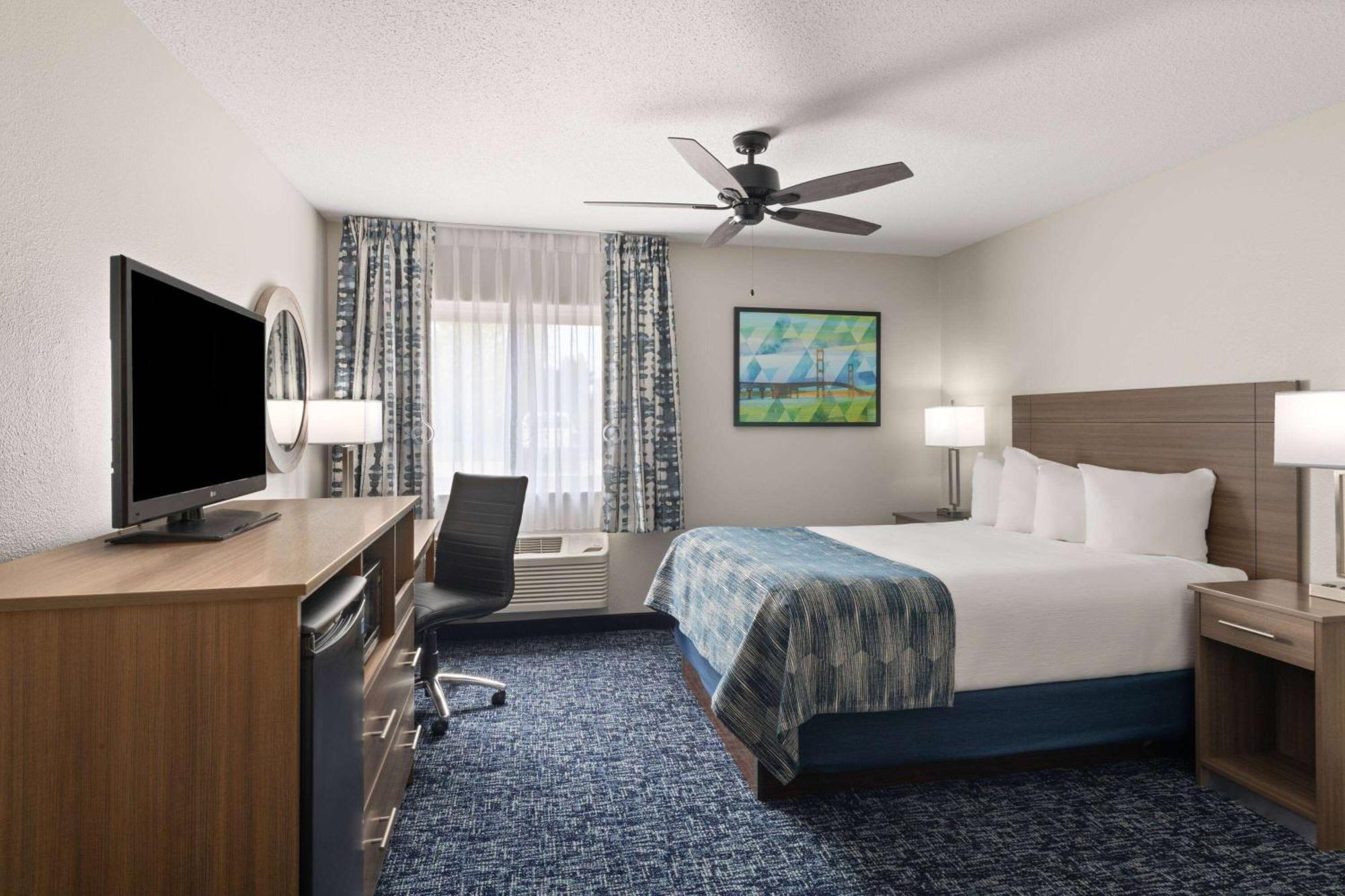 Baymont By Wyndham Mt. Pleasant Hotel Mount Pleasant Buitenkant foto